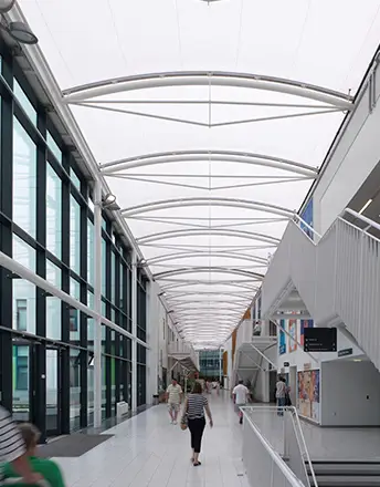 Mehrere Texlon® ETFE-Oberlichter sind im Rahmen des Sanierungsprojekts in Kings Mill im Wert von 320 Mio. GBP enthalten.
