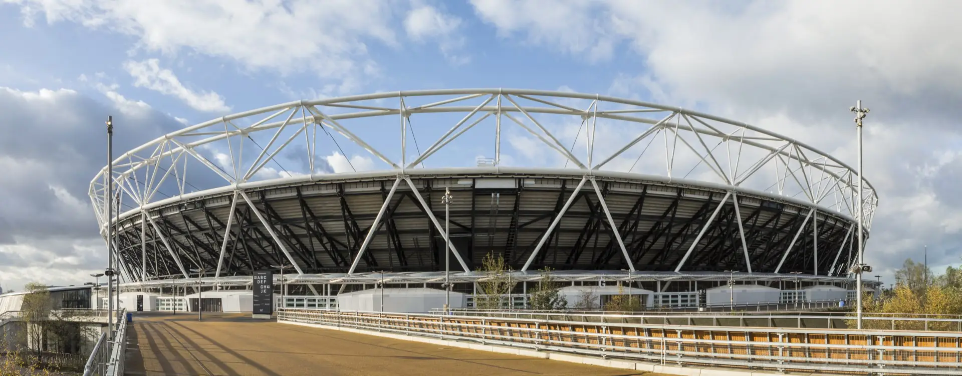 The London Olympic Stadium is a stunning multi-purpose outdoor stadium at Queen Elizabeth Olympic Park in the Stratford district of London.