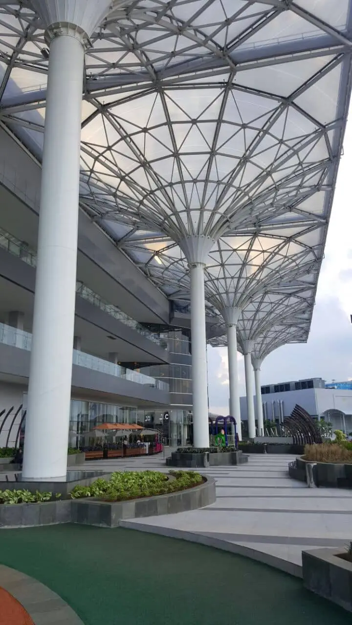 ETFE canopies at Resinda Park Mall are shaped like inverted umbrellas