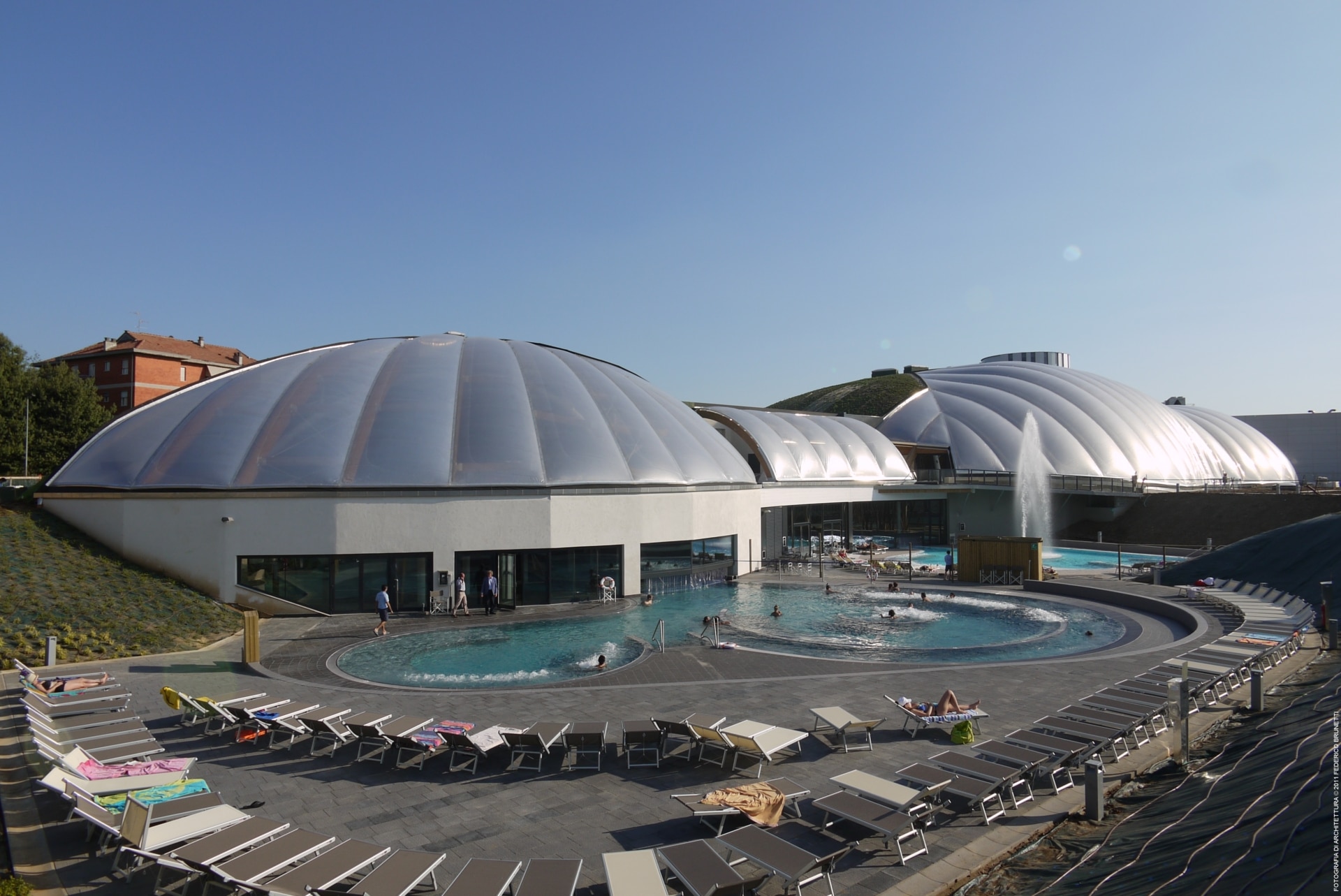 Our Texlon® ETFE system creates a year-round swimming and entertainment experience