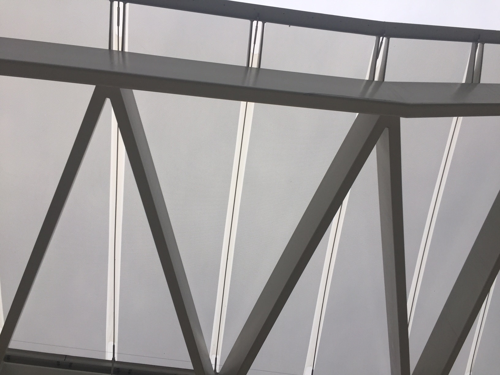 Vector Foiltec durfte teil der Wiederbelebung der Anlage sein und hat ein 200 m² großes einlagiges Texlon® ETFE Vordach installiert. 