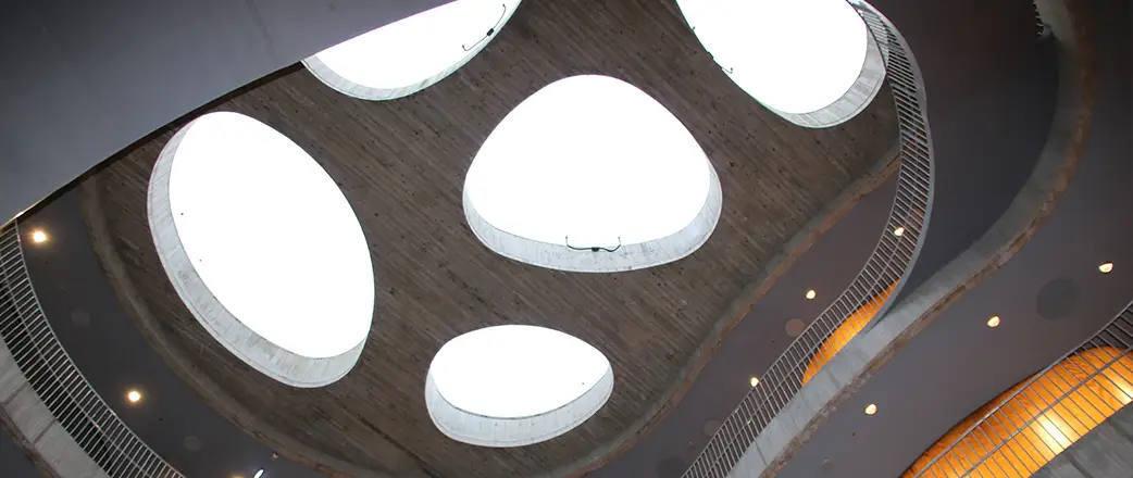 Texlon® ETFE Oberlichter von Vector Foiltec schaffen eine angenehme Atmosphäre in einem faszinierenden Atrium im Copenhagen Plant Science Center (CPSC) in Dänemark.