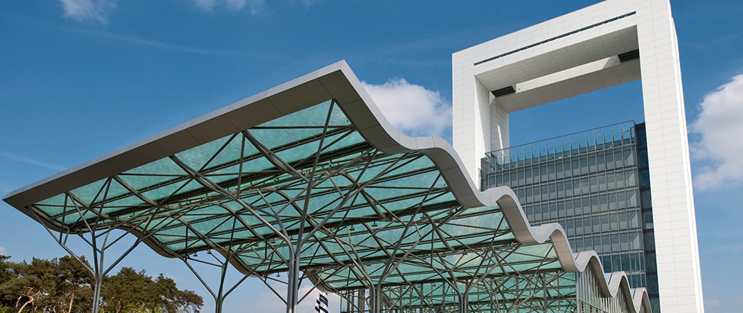 Der Eingang zur Floriade-Ausstellung 2012 wird von einer Reihe von Texlon® ETFE-Vordächern abgedeckt. Jetzt: Nutzung des Brightlands Campus Greenport Venlo.