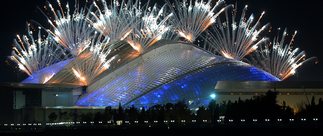 Populous originally considered a number of different materials but only Texlon® ETFE was able to meet the complex construction, geometry and maintenance needs of this stadium project at a cost-effective price.