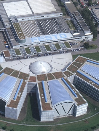 Festo is a technology industry leader, three atria in Esslingen are covered with Vector Foiltec’s state-of-the-art Texlon® ETFE variable shading system.