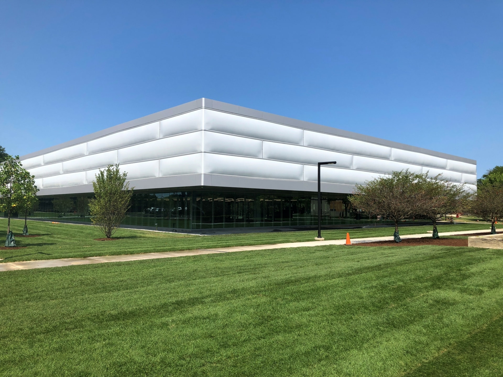 Das innovative Gebäude Kaplan Institut auf dem Campus von Illinois Tech mit einer einzigartigen Texlon® ETFE Fassade von Vector Foiltec.
