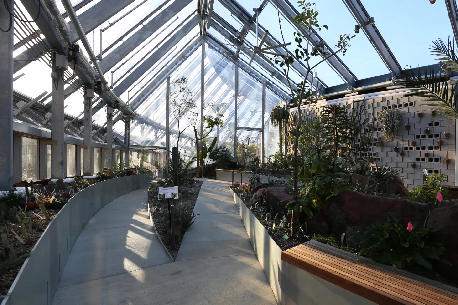 Global Flora at Wellesley College has reinterpreted the design of a sustainable greenhouse with a Texlon ETFE roof and walls.