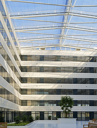 The use of Texlon® ETFE offers significant benefits compared to other transparent cladding systems.