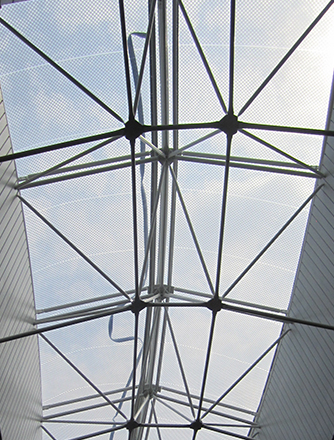 The main goal of the reconstruction of The Mines Shopping Mall with Texlon® ETFE skylights was to bring more natural light into the mall.