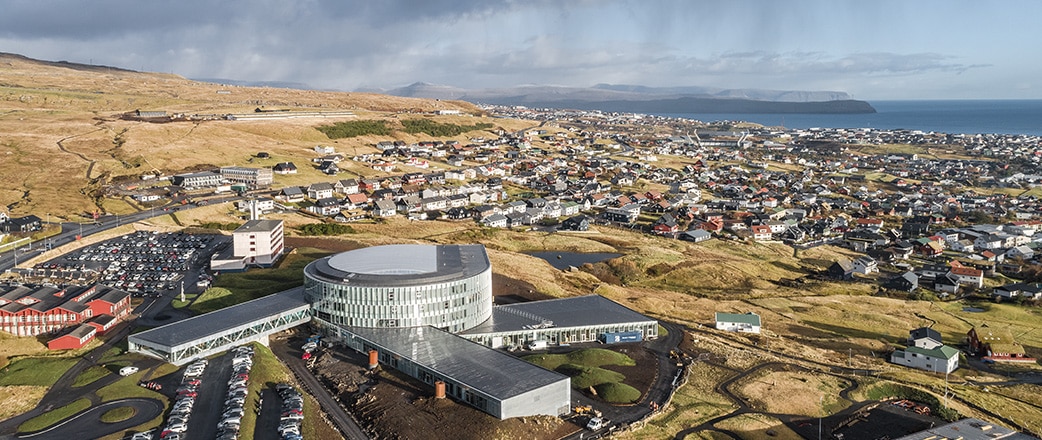 The courtyard within the building of the Glasir-Torshavn Education Center is sheltered with a Texlon® ETFE roof.