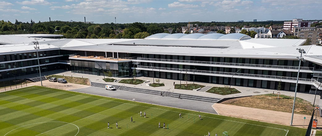 Der DFB Campus kombiniert Sport und Verwaltung in einem Gebäude.